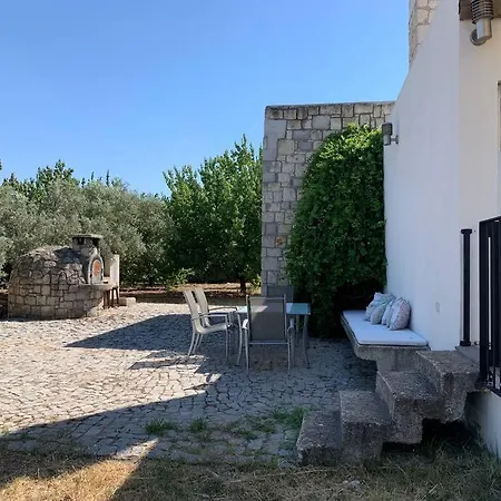 Ferienhaus Zeytincik Ciftlik- 50 Doenuemluek Bahcedeki Tek Ev
